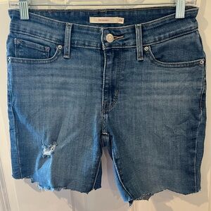 Levi’s 711 Skinny Blue Denim Shorts Size 26